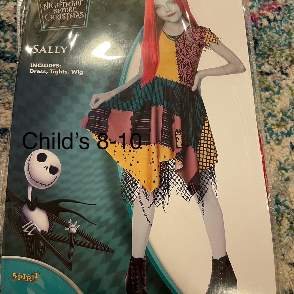 Costume